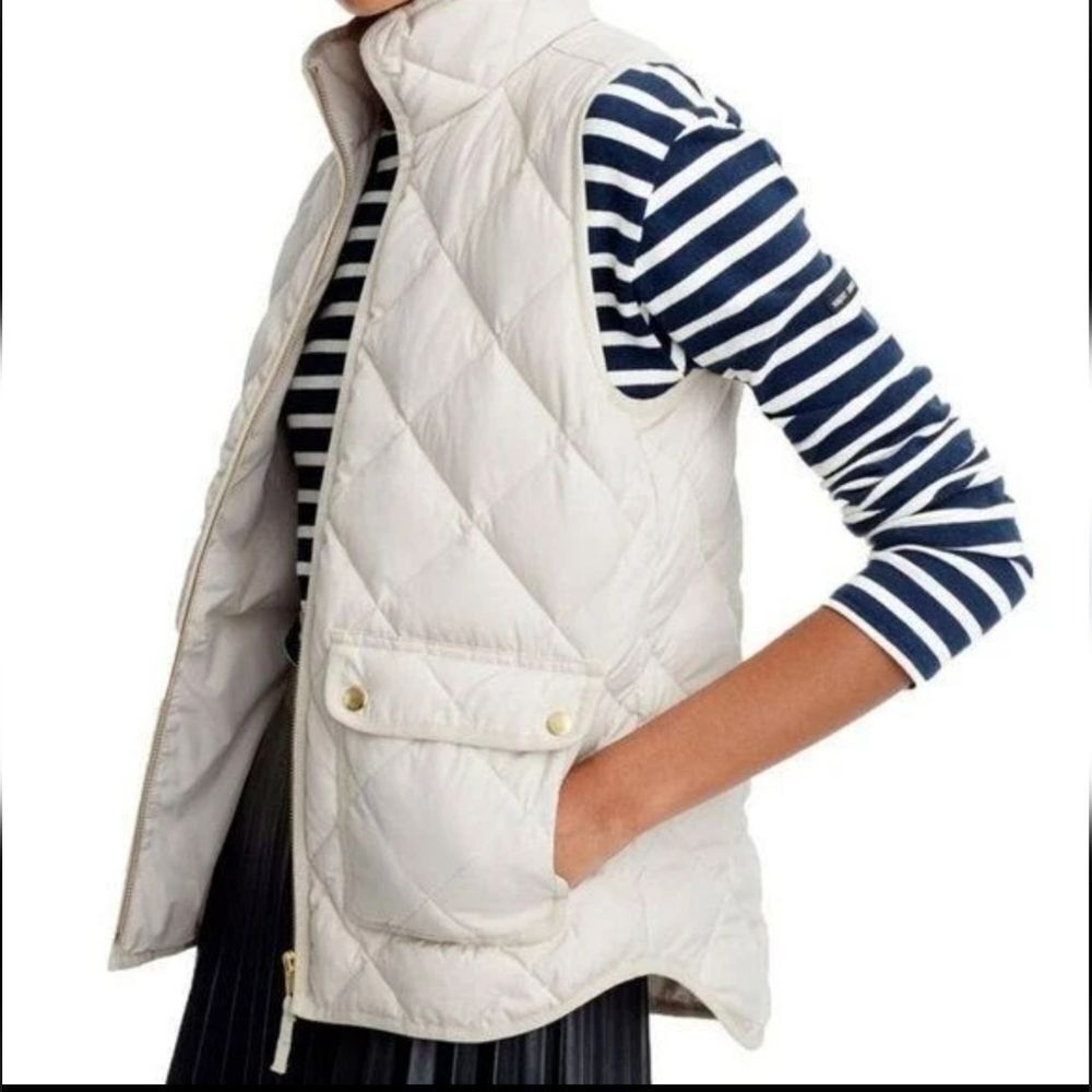 J. Crew Excursion Quilted Puffer Down Vest (Sand) Size XXS • New & Nice Gift